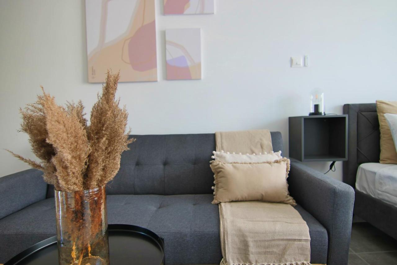 パ フォスPhaedrus Living: Seaside Luxury Flat Athina 117アパートメント エクステリア 写真