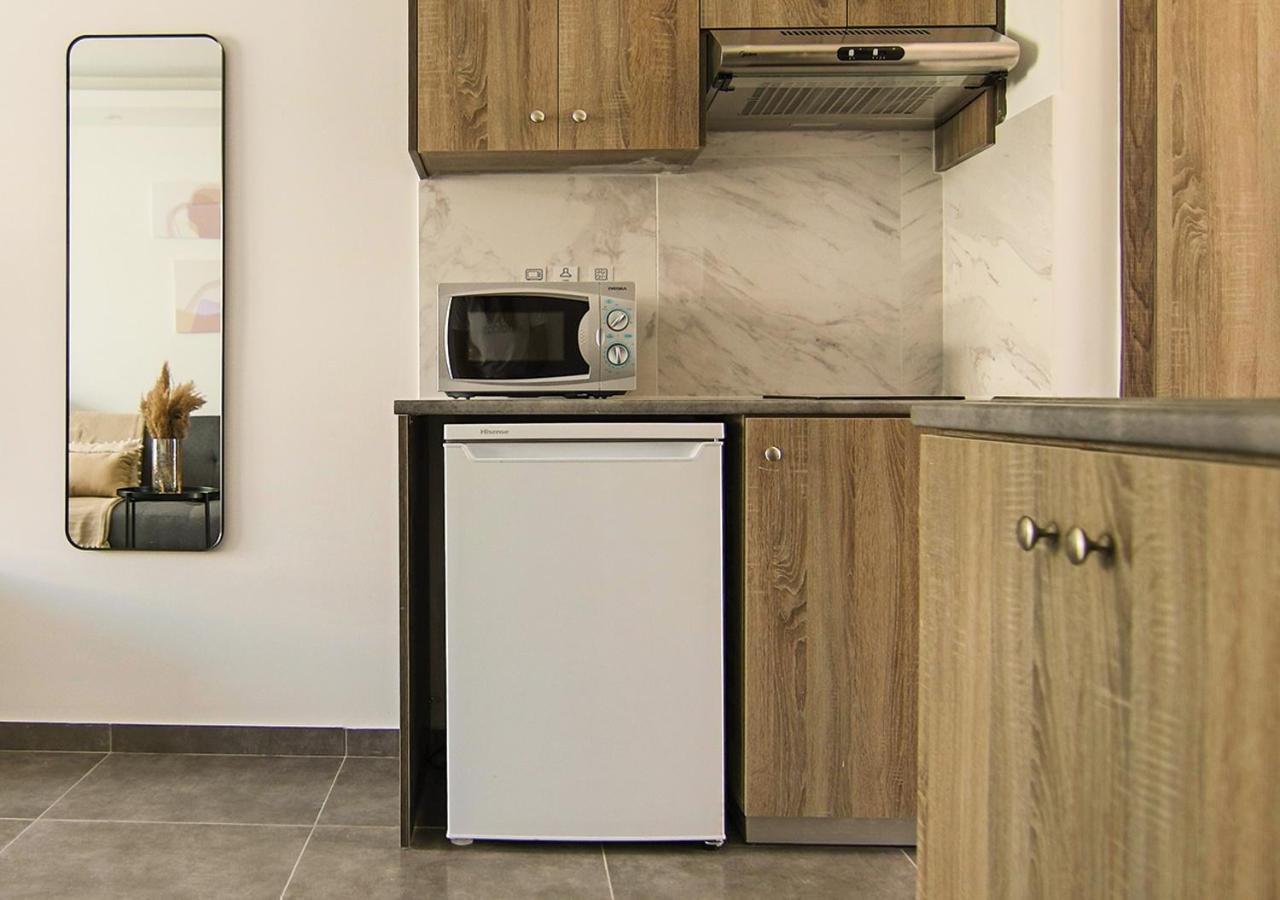 パ フォスPhaedrus Living: Seaside Luxury Flat Athina 117アパートメント エクステリア 写真